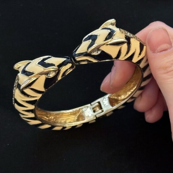 ✨Unique Vintage Zebra Enamel Rhinestones Bracelet - Picture 3 of 4